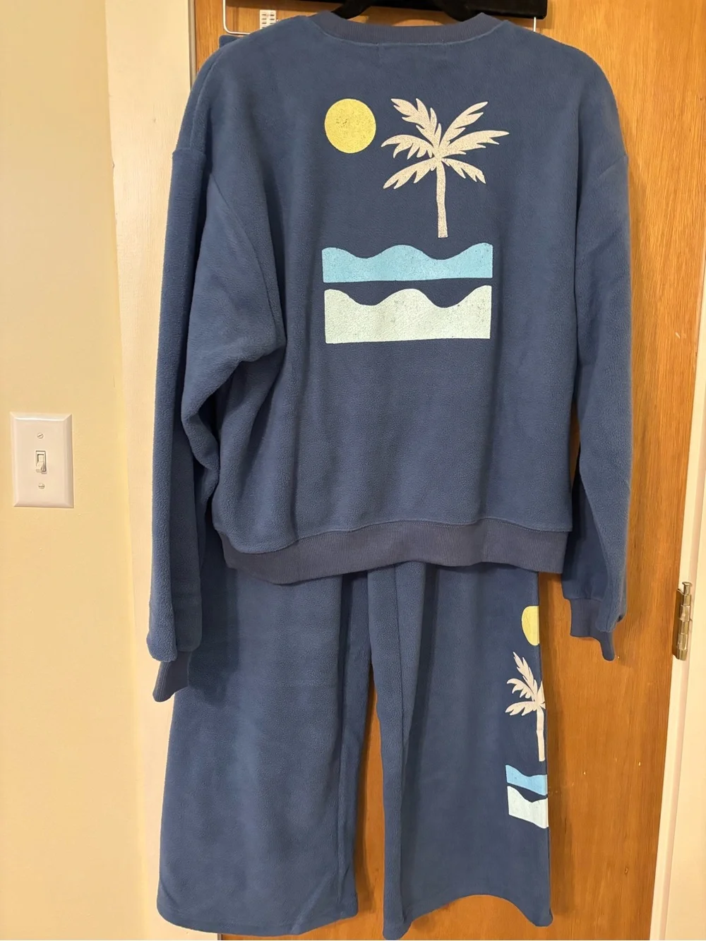 🆕Bnwt Saltwater Luxe Teal Blue Cozy Sweatshirt and Wide-Leg Sweatpants Set